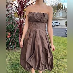 Y2K BCBGMAXAZRIA 100% Silk Brown Bubble Hem Strapless Dress size 8